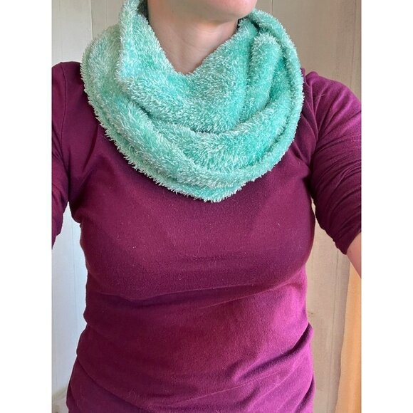 Minty Green Wrap Around Scarf - Picture 3 of 5